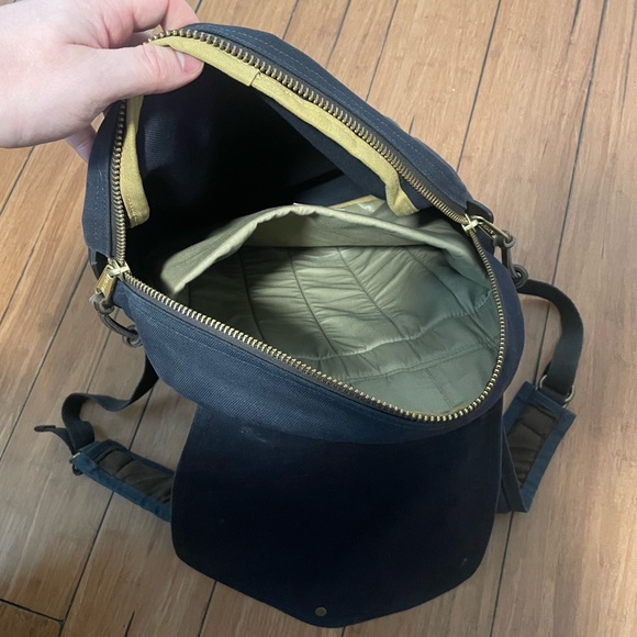Filson Rugged Twill Backpack - Picture 3 of 4